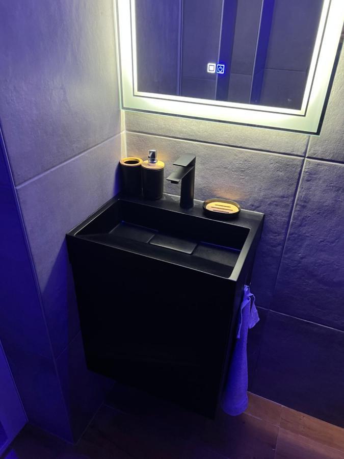 Apartament Varosha Luxury Lovetsj Eksteriør bilde