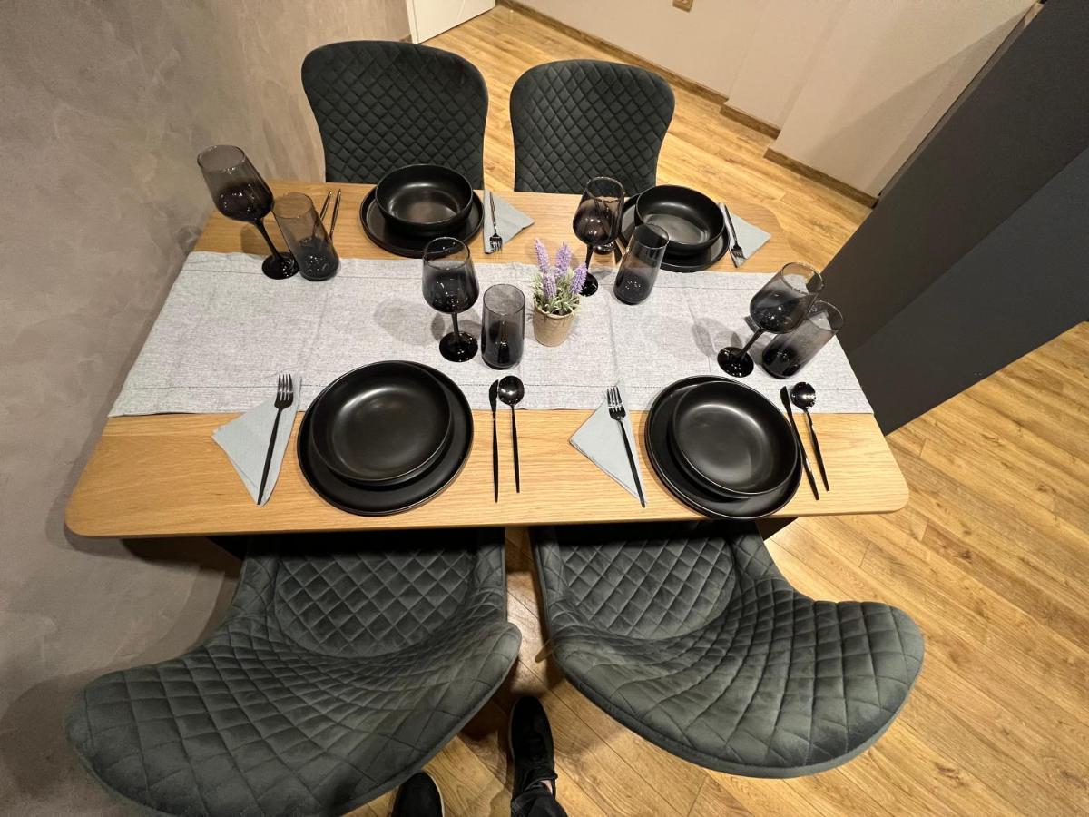 Apartament Varosha Luxury Lovetsj Eksteriør bilde
