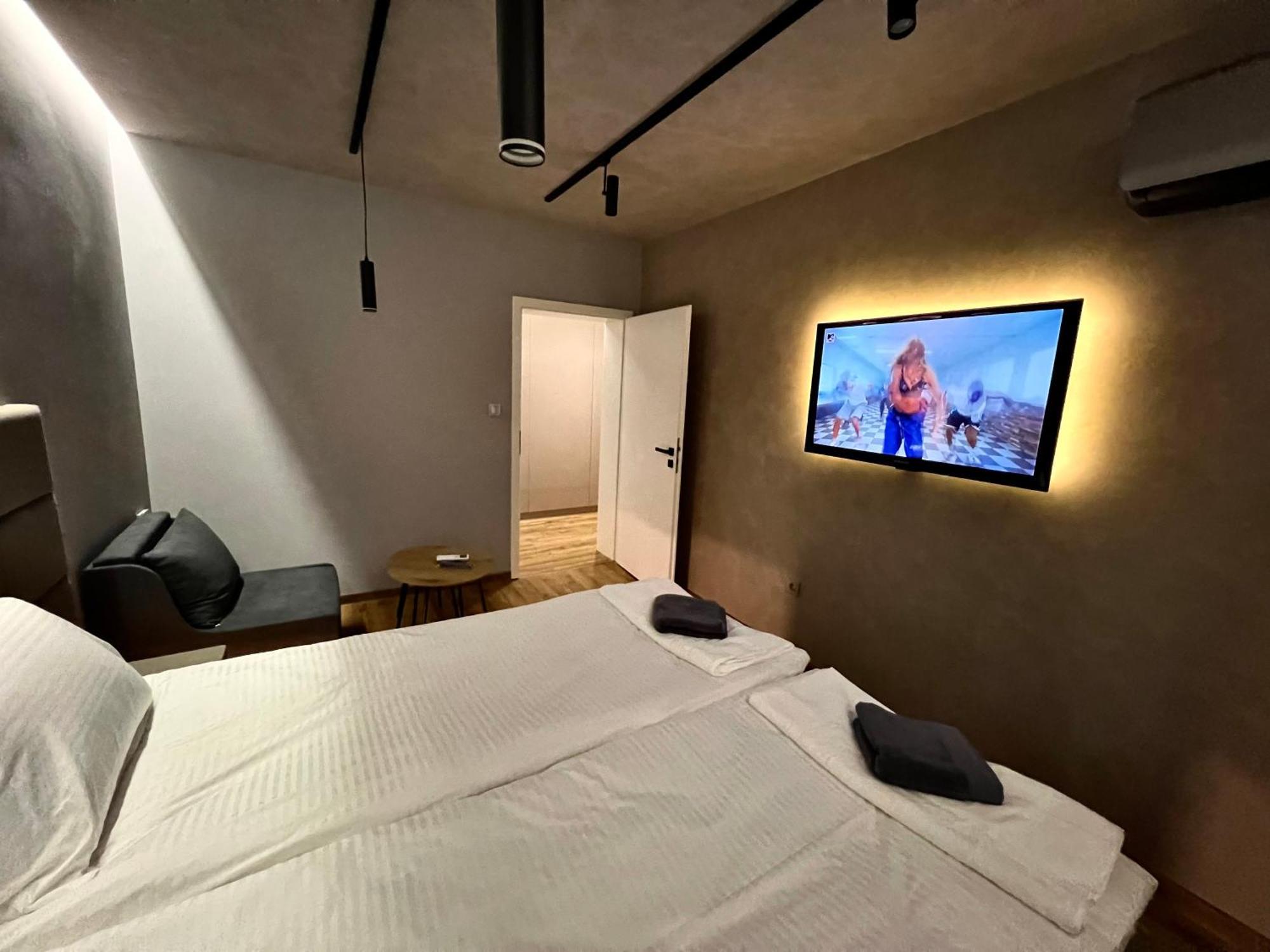 Apartament Varosha Luxury Lovetsj Eksteriør bilde